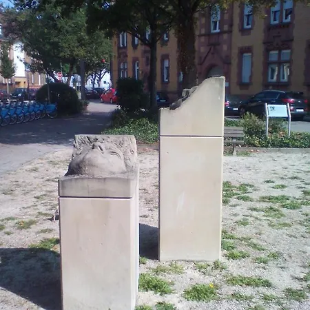 Grosses Mit Doppelbett * Kaiserslautern