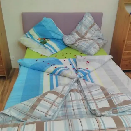 Grosses Mit Doppelbett Resort *